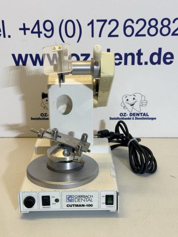 Girrbach Dental Cutman-100 Modellsäge mit Modelltisch -1945