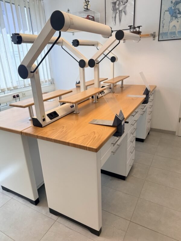 4 er Block - Insel-und Side Boards, 4 Freuding F1 Leuchten Möbel-Neuware -